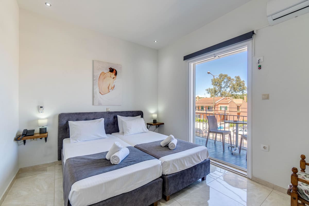 Traditional Twin Room