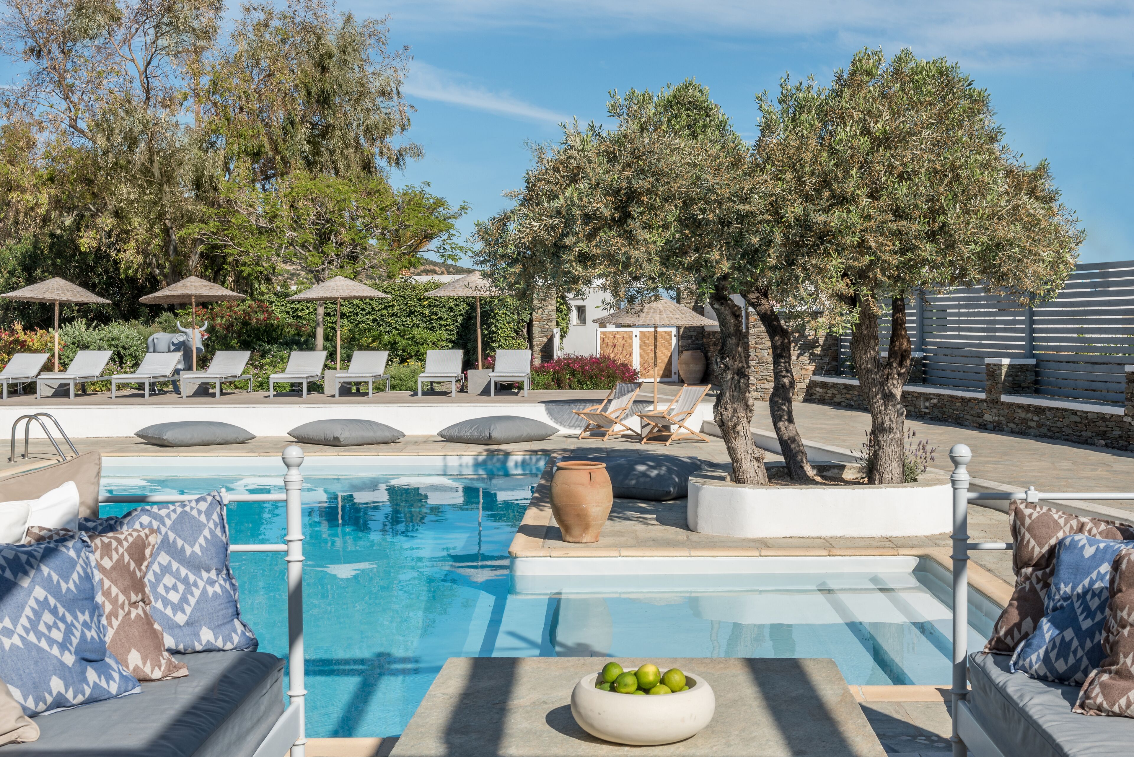 outdoor pool, pool loungers