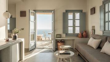 Suite, vistas al mar (Auriga) | Zona de estar | Una estación de conexión para iPod