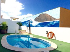 2 piscinas al aire libre