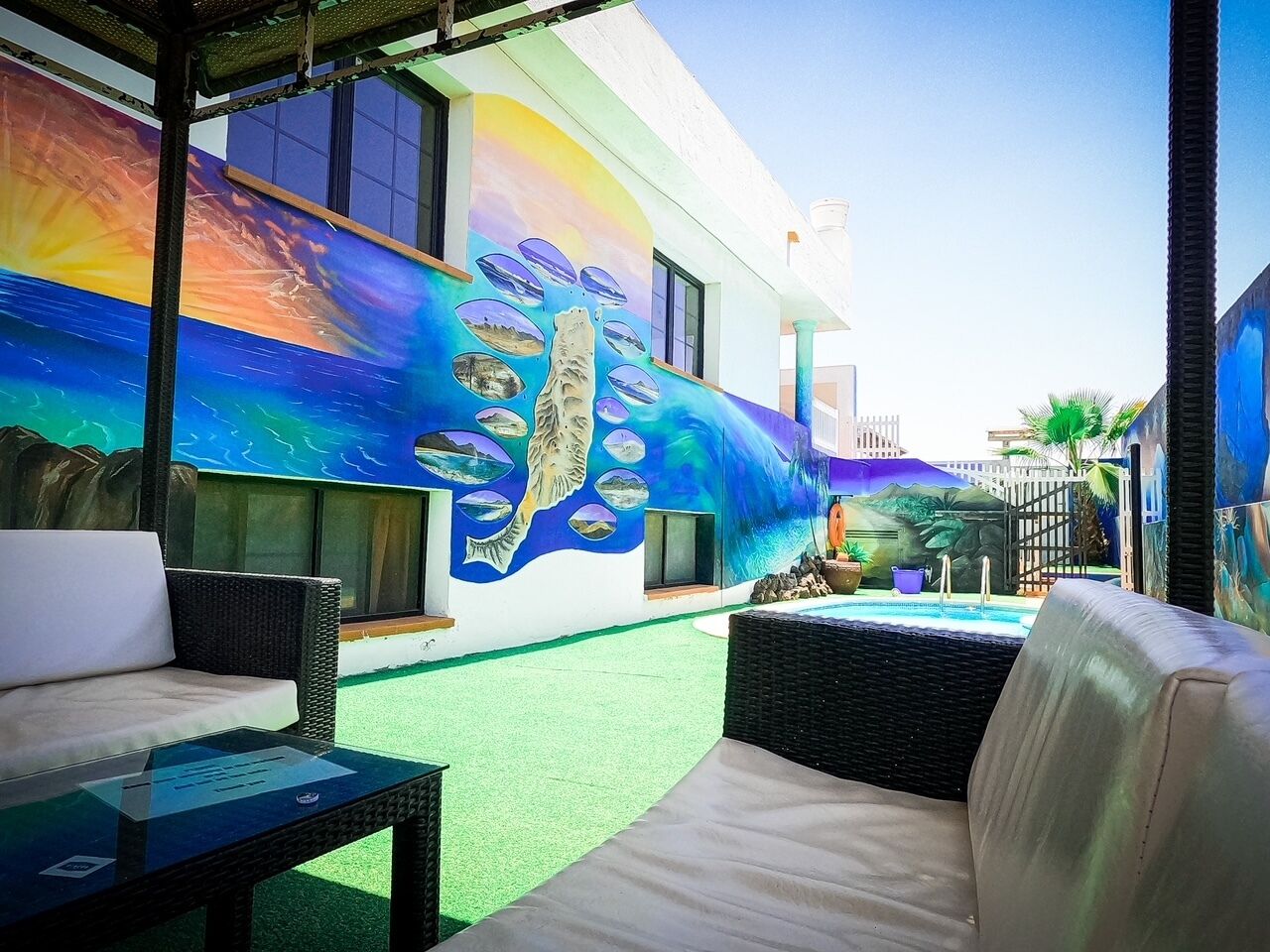 2 piscinas al aire libre