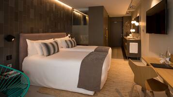 Superior Twin Room | Egyptian cotton sheets, premium bedding, down comforters, minibar