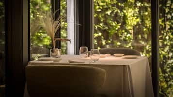 2 Restaurants, FrĂŒhstĂŒck, Mittagessen, Abendessen, mediterrane KĂŒche