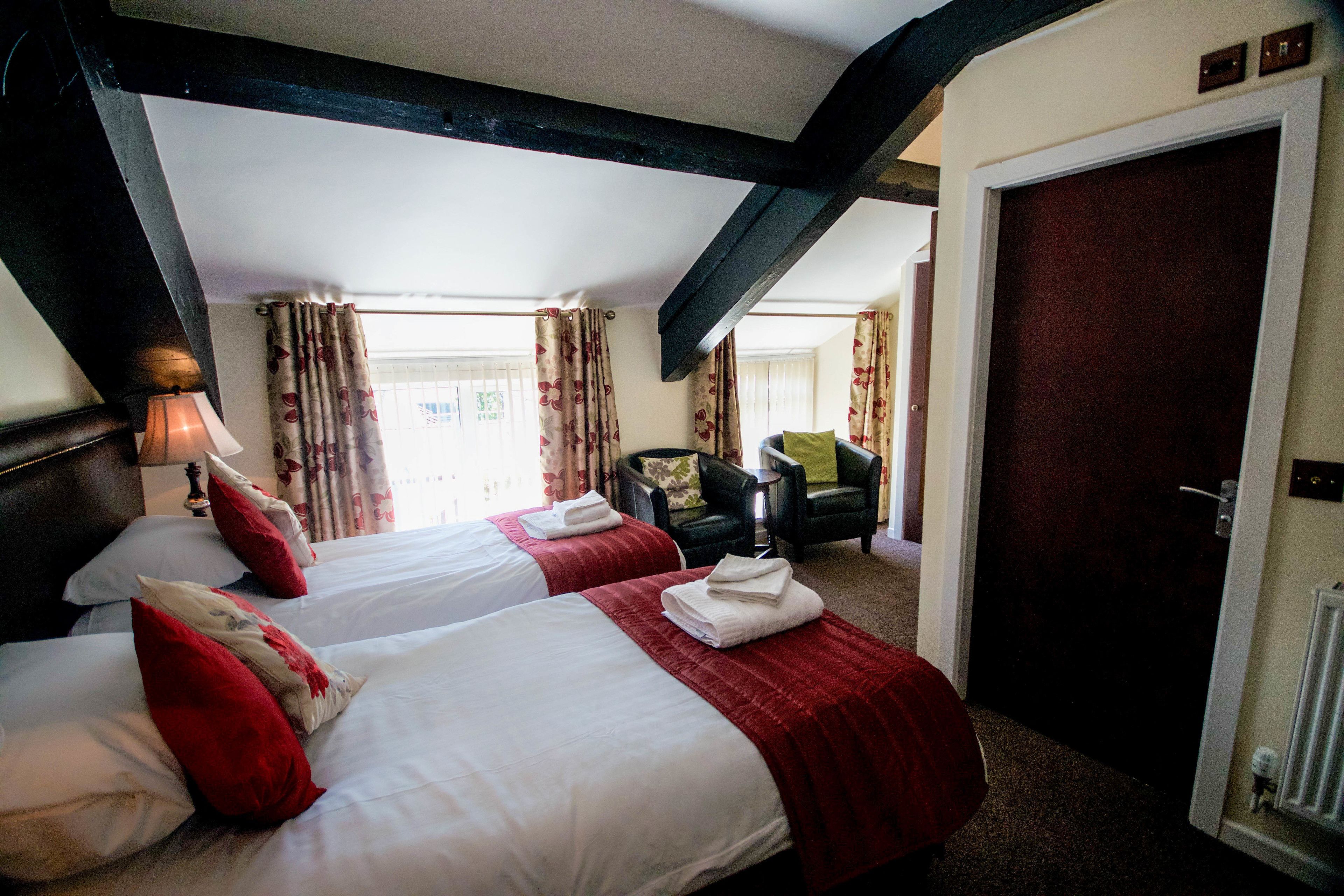 ty dre standard  queen room | premium bedding, desk, iron/ironing board, free wifi