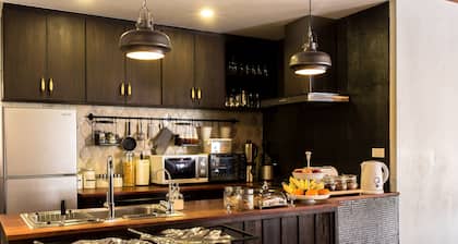 ONCE (upon a time) Chiang Mai Boutique Home