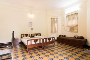 Ropa de cama de alta calidad y wifi gratis