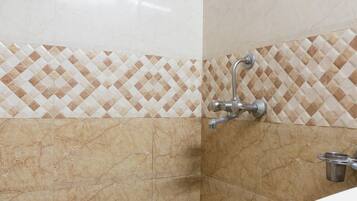 Shower, free toiletries, towels