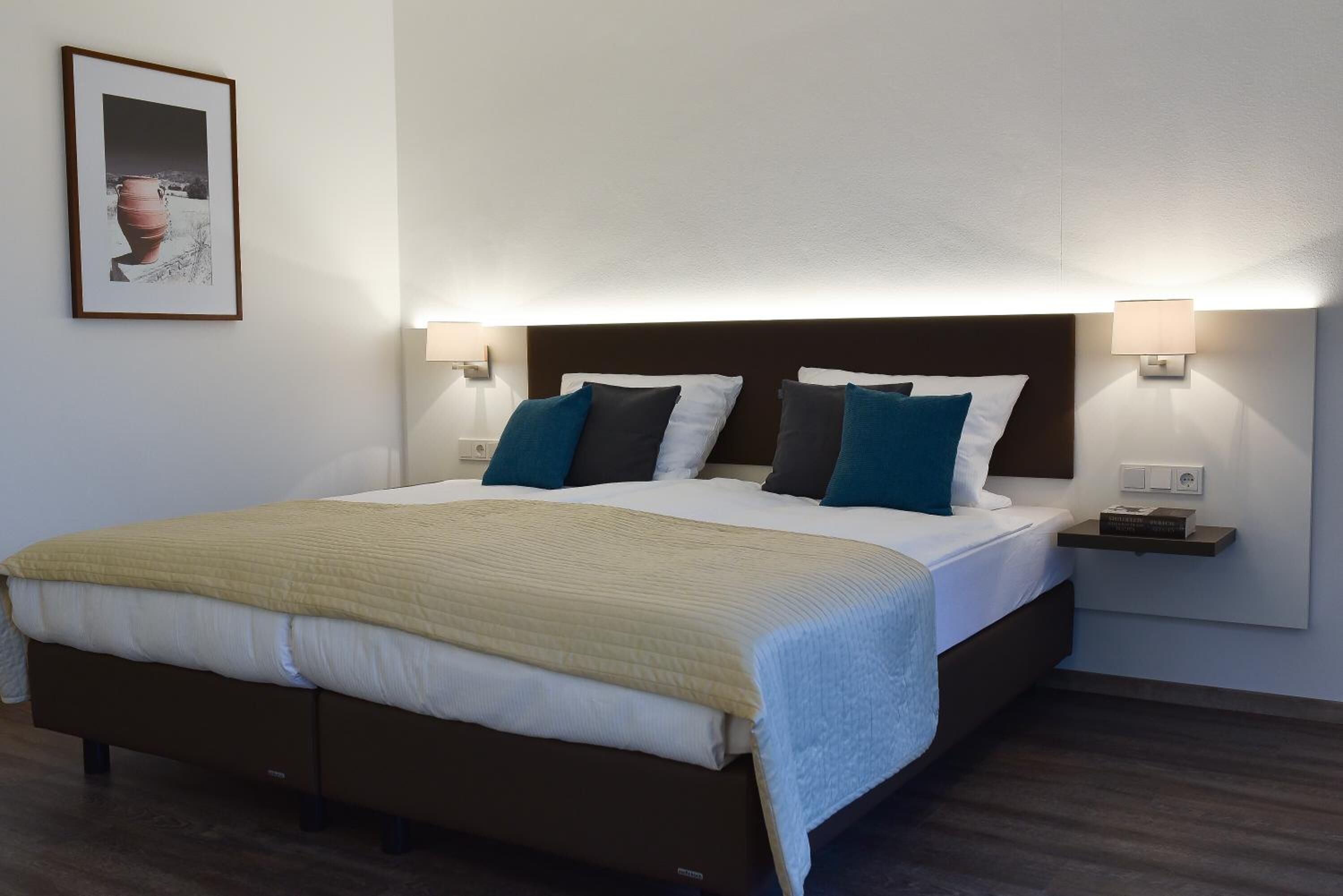 desk, blackout curtains, soundproofing, cots/infant beds