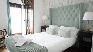 Habitación doble estándar, Terraza | Decoración personalizada, muebles diferentes y cortinas blackout