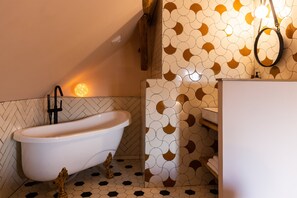 Bathroom - La Ferme d'Armenon (Les Molieres)