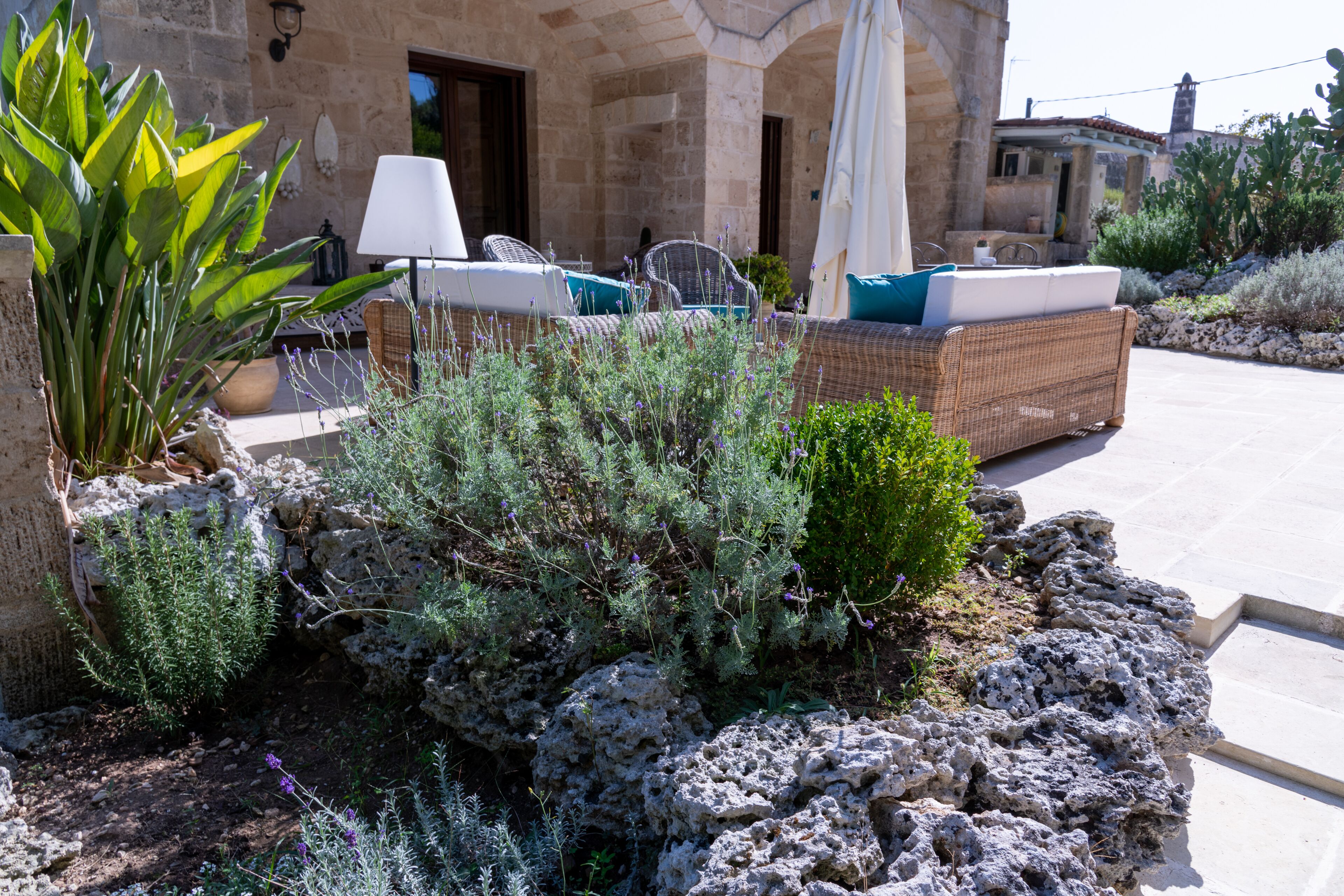 Petit déjeuner continental (15 EUR par personne)