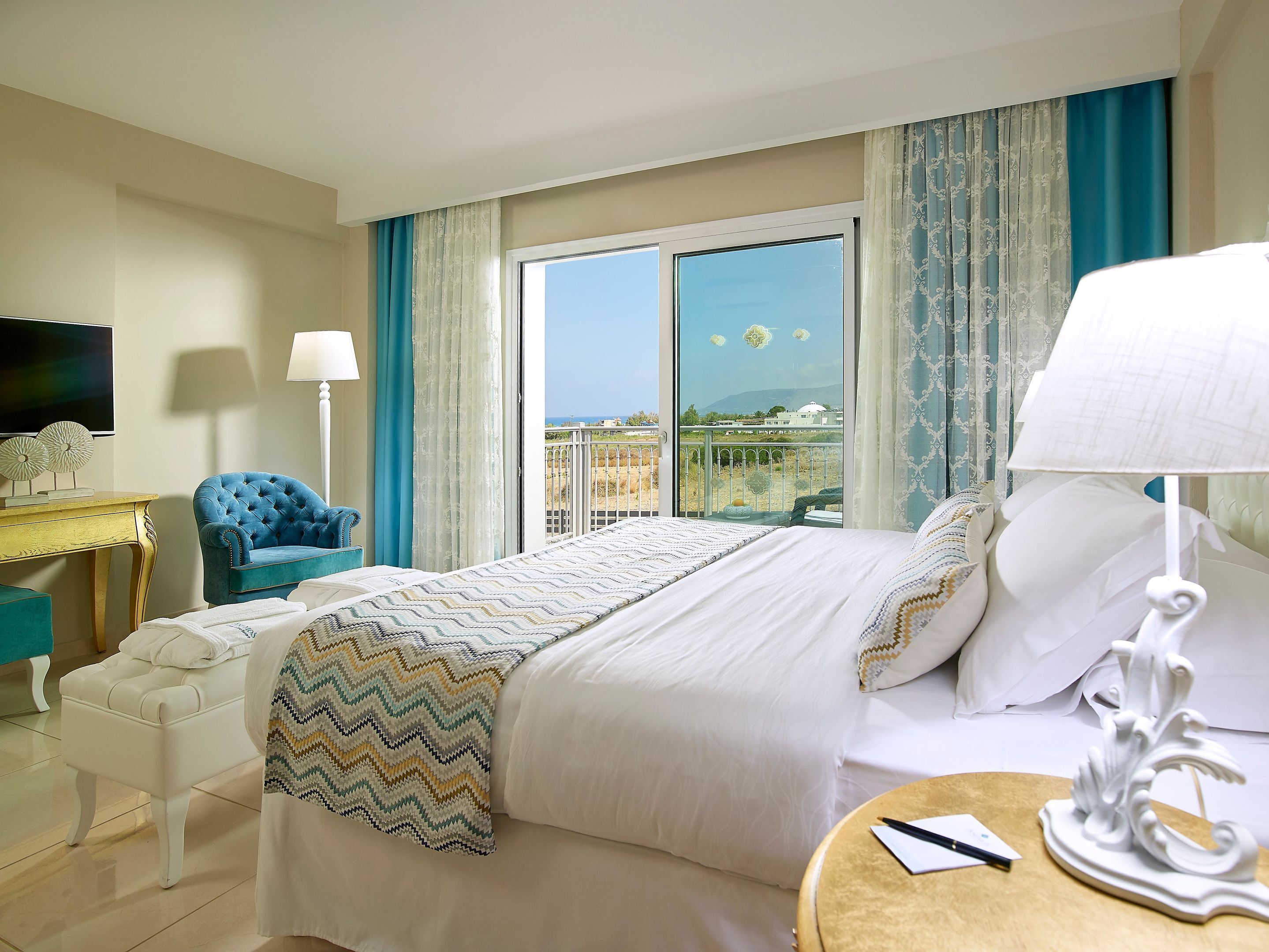 Deluxe Double Room, Garden View