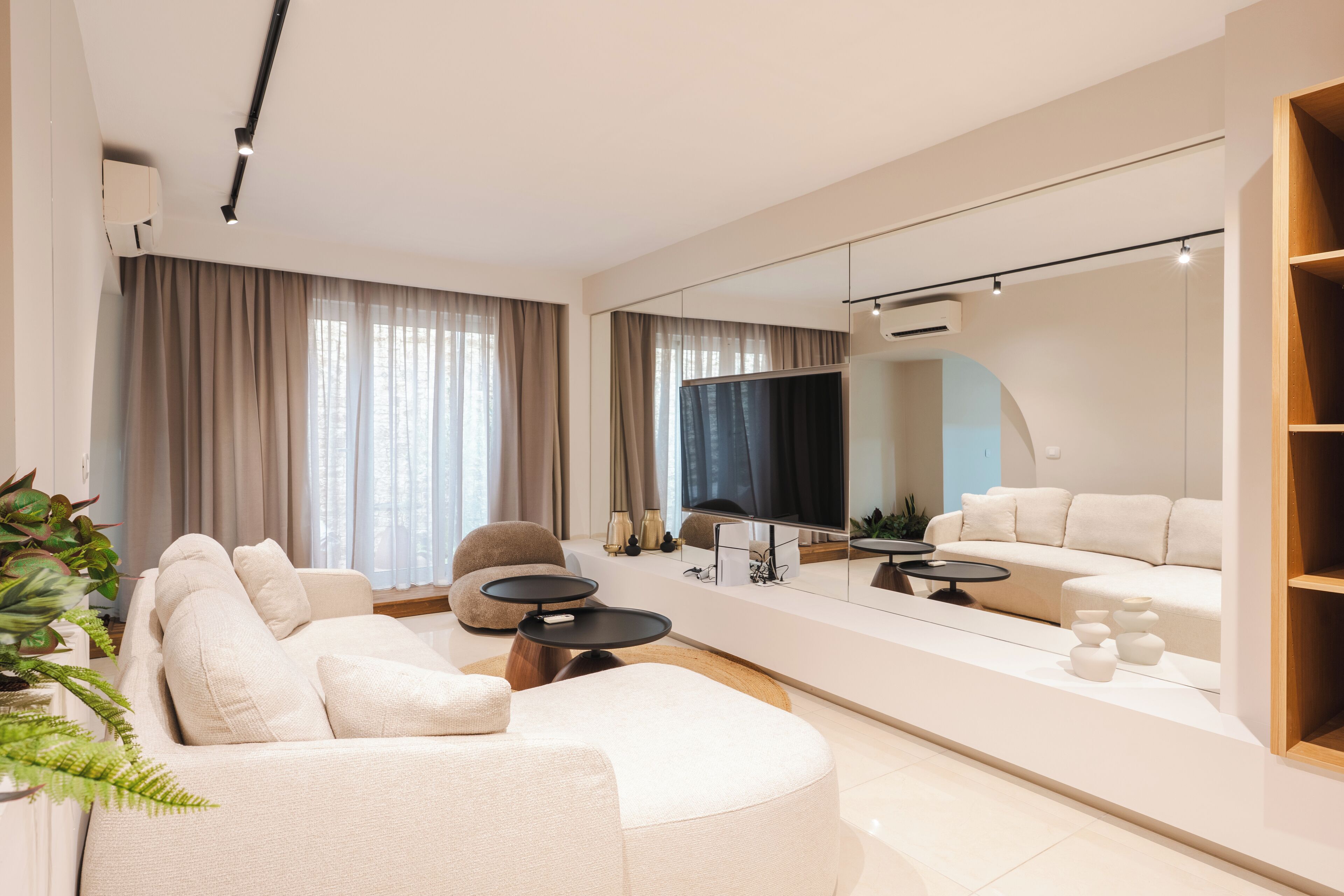 grand family suite 2 bedrooms sharing pool | living area | 42-inch plasma tv with satellite channels, tv