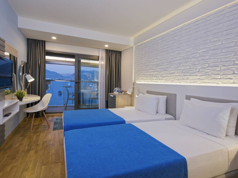 Minibar, desk, blackout curtains, soundproofing