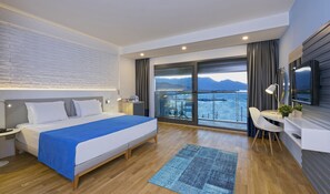 Minibar, desk, blackout drapes, soundproofing - Kaptan Hotel (Alanya)