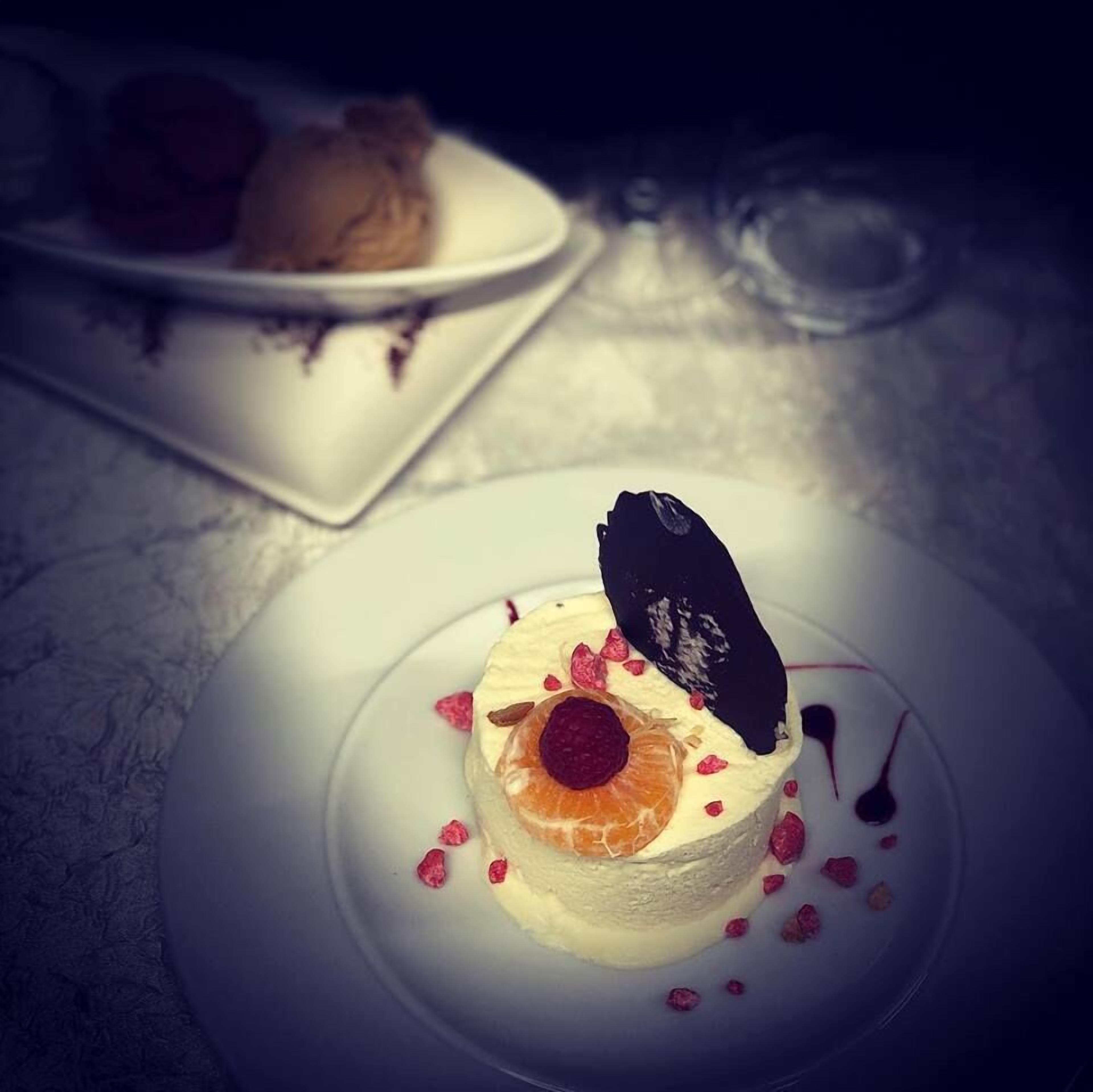 breakfast, lunch, dinner served; french cuisine