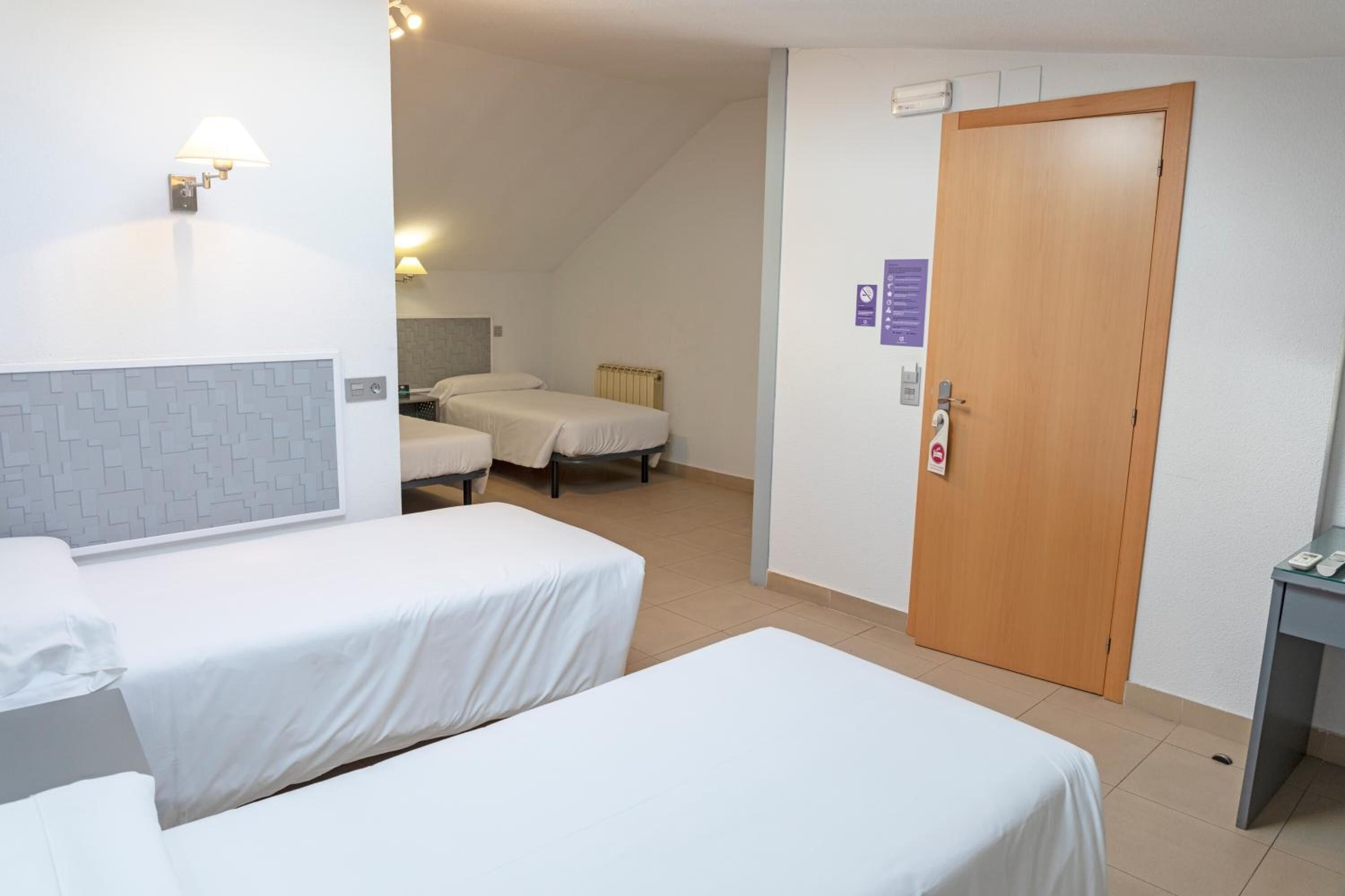 blackout curtains, free wifi, bed sheets