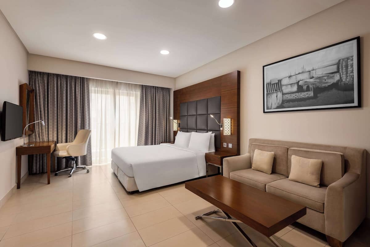 Hypo-allergenic bedding, in-room safe, individually decorated
