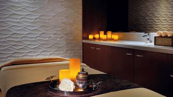 Sauna, vasca idromassaggio, bagno turco, massaggi