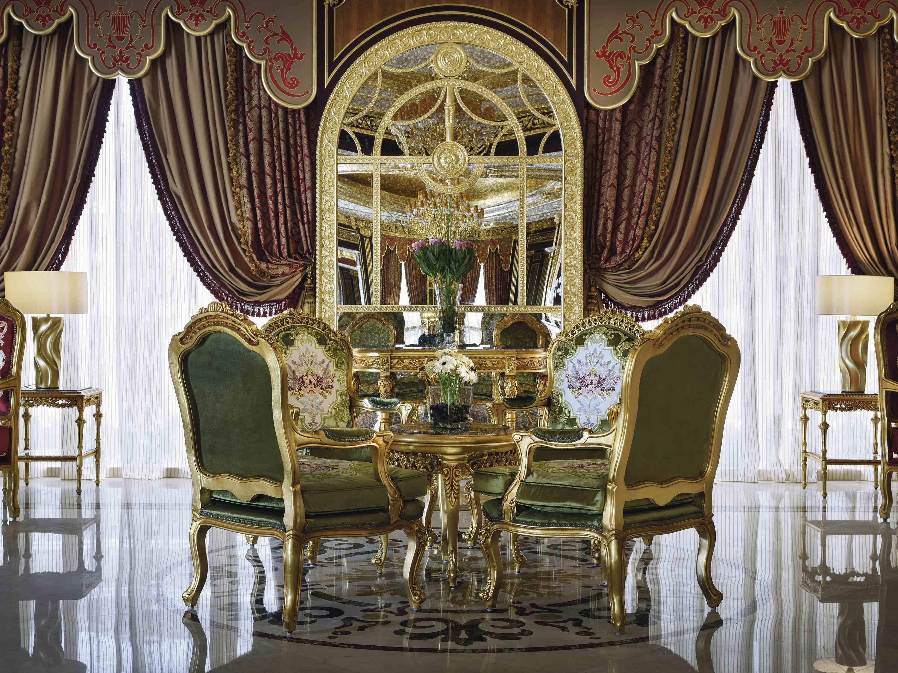 Frühstück, Mittagessen, Abendessen, lokale und internationale Küche 