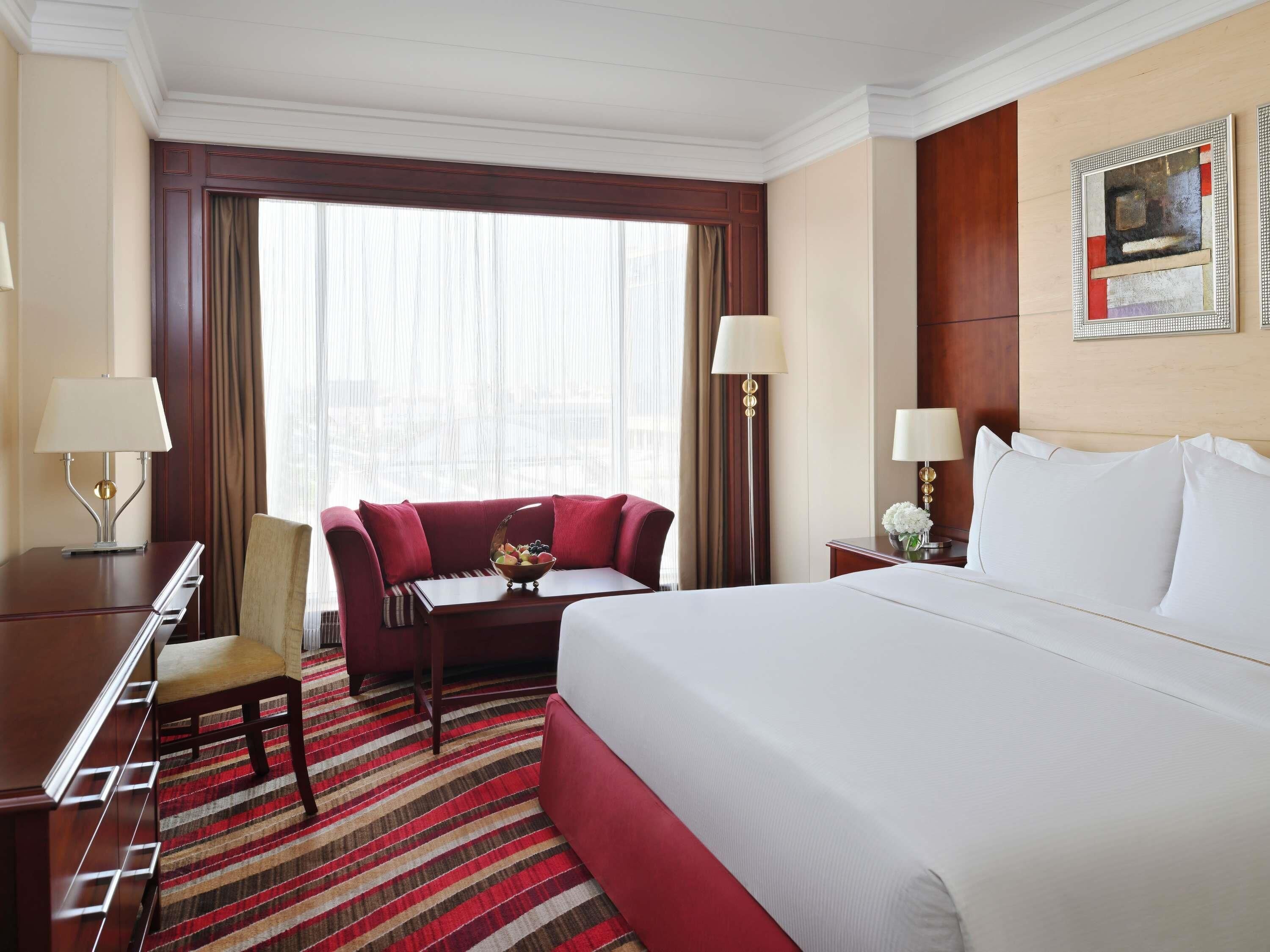 Superior Room, 1 King Bed | In-room safe, desk, laptop workspace, blackout curtains
