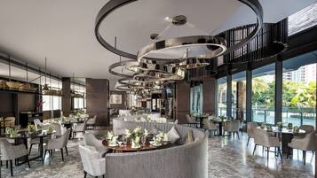 4 ravintolaa, joissa tarjoillaan aamiainen; kiinalainen keittiö