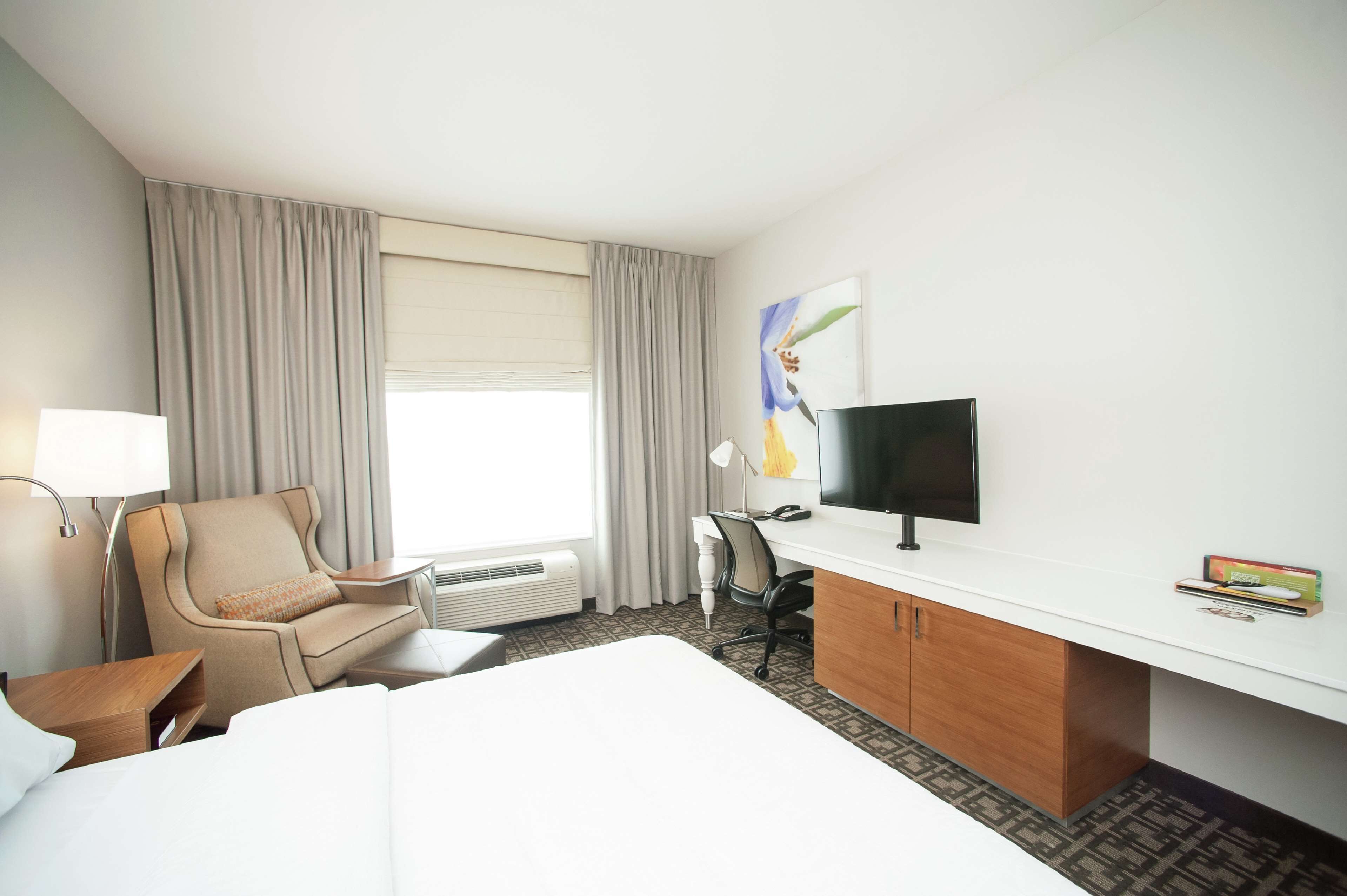 客房内保险箱、遮光窗帘、免费婴儿床、免费折叠床/加床