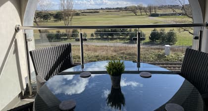 19th Hole Hotel