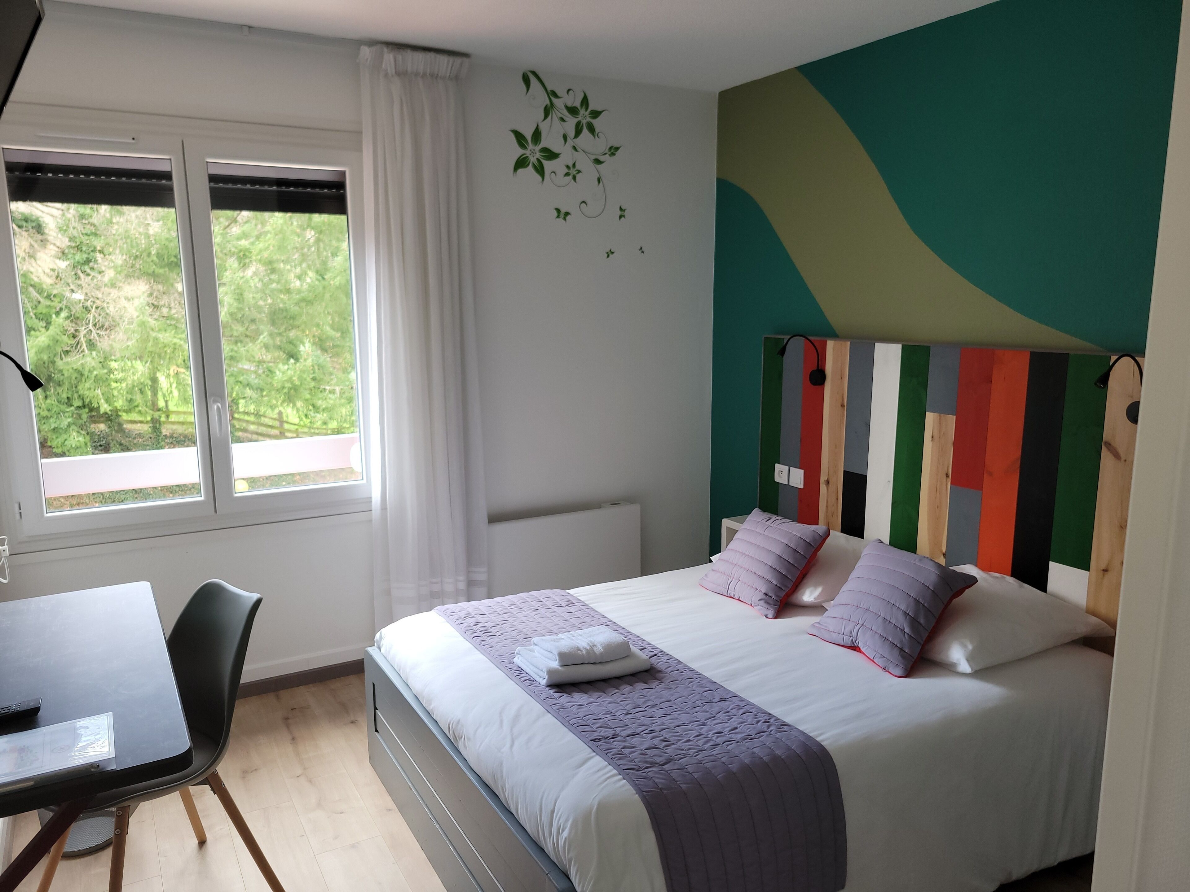 Kamar Double Klasik, 1 Tempat Tidur Double | Meja kerja, kedap suara, tempat tidur bayi gratis, dan Wi-Fi gratis