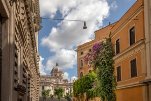 View from property - Daplace - Hotel Gran Torino Suites (Rome)