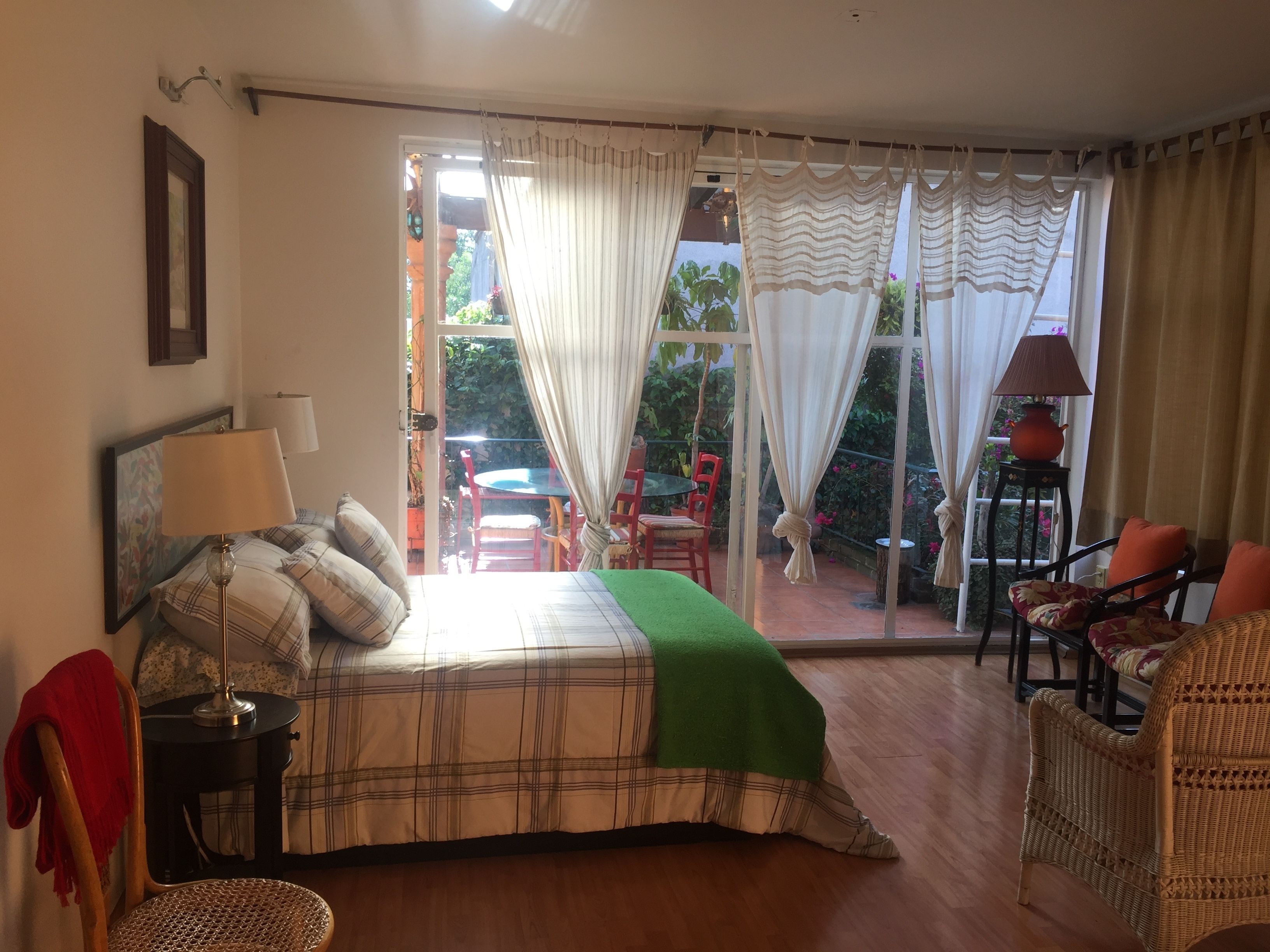 Standard Room | 1 bedroom, iron/ironing board, rollaway beds, free WiFi