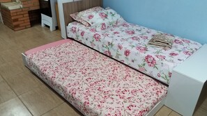 Standard Quadruple Room, 1 Bedroom | Bed sheets - Residencial Casa Verde (Gramado)