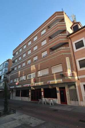 Exterior - Hostal Goyma I (San Fernando de Henares)