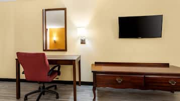 1 bedroom, premium bedding, desk, blackout drapes