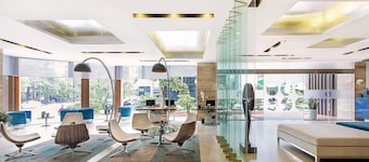Novotel Suites Hanoi