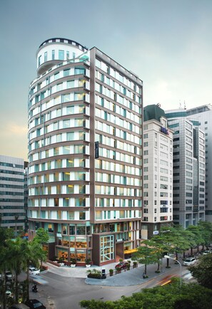 Front of property - Novotel Suites Hanoi (Hanoi)