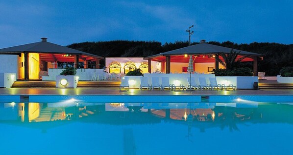 Outdoor pool - Villaggio Approdo di Ulisse (Favignana)