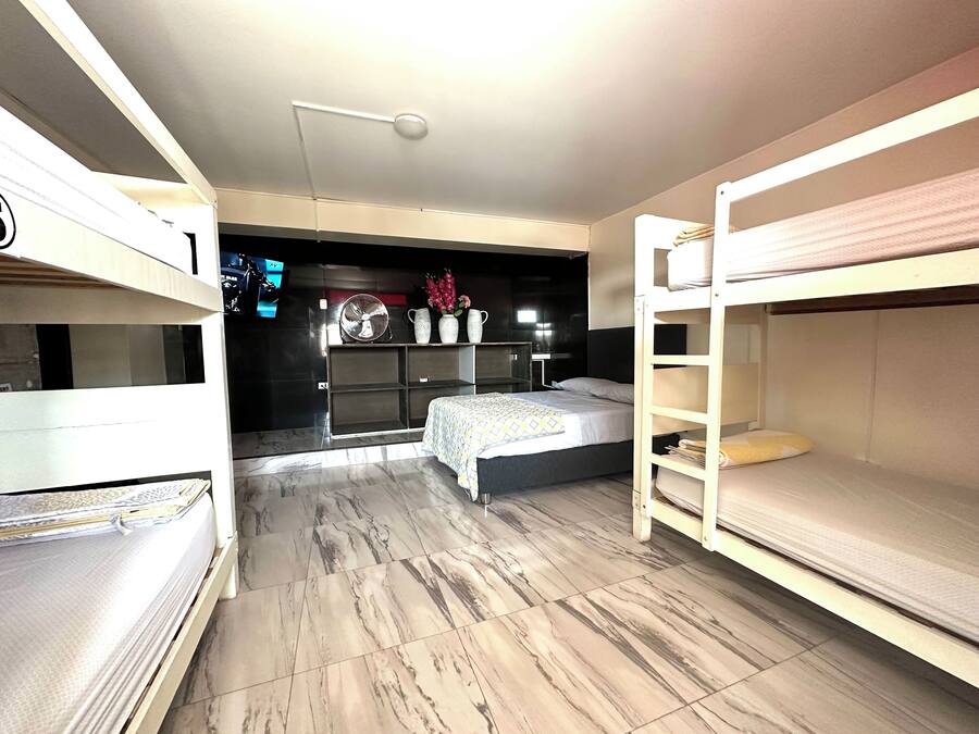 Family Room, Multiple Beds, Ensuite | Free WiFi, bed sheets