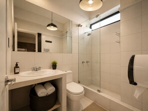 Family Room, Multiple Beds, Ensuite | Bathroom - Ica Adventures II - Hostel (Ica)
