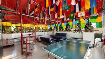 Table tennis