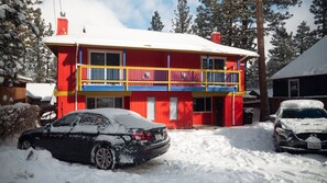 Front of property - Tao Cabins (Big Bear City)
