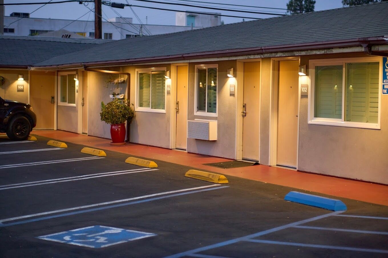Photo - El Royale Hotel Near Universal Studios