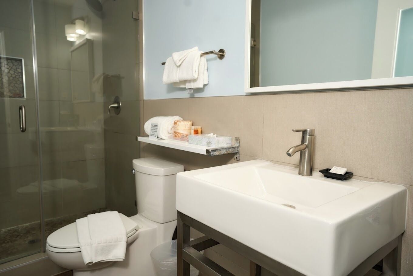 Photo - El Royale Hotel Near Universal Studios