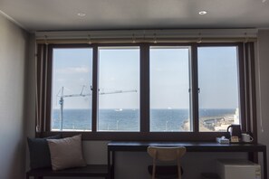 View from room - Check Inn Hotel Jeju (Jeju City)