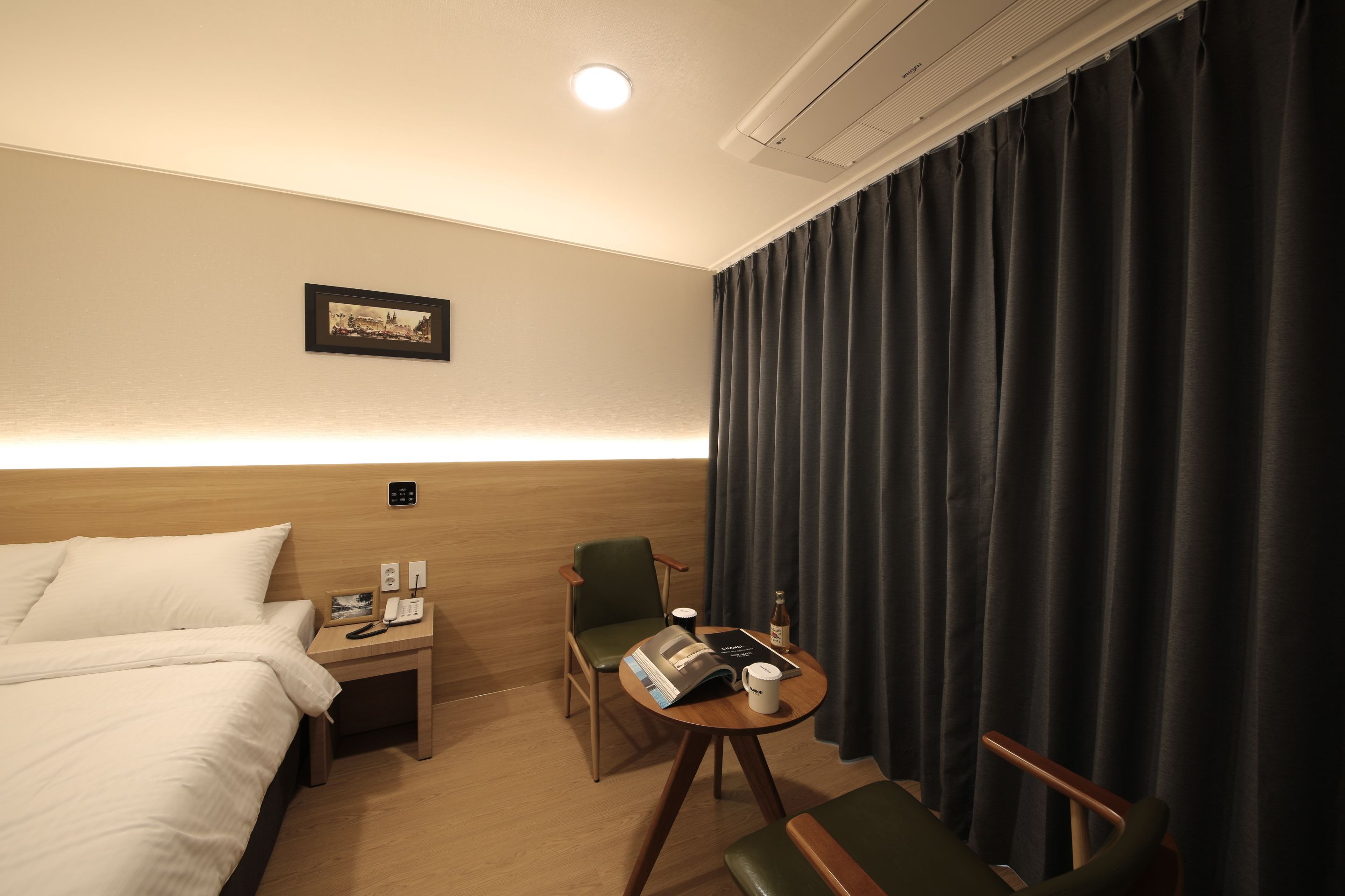 deluxe double room, ocean view | blackout curtains, soundproofing, free wifi