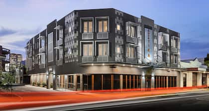 Attika Hotel