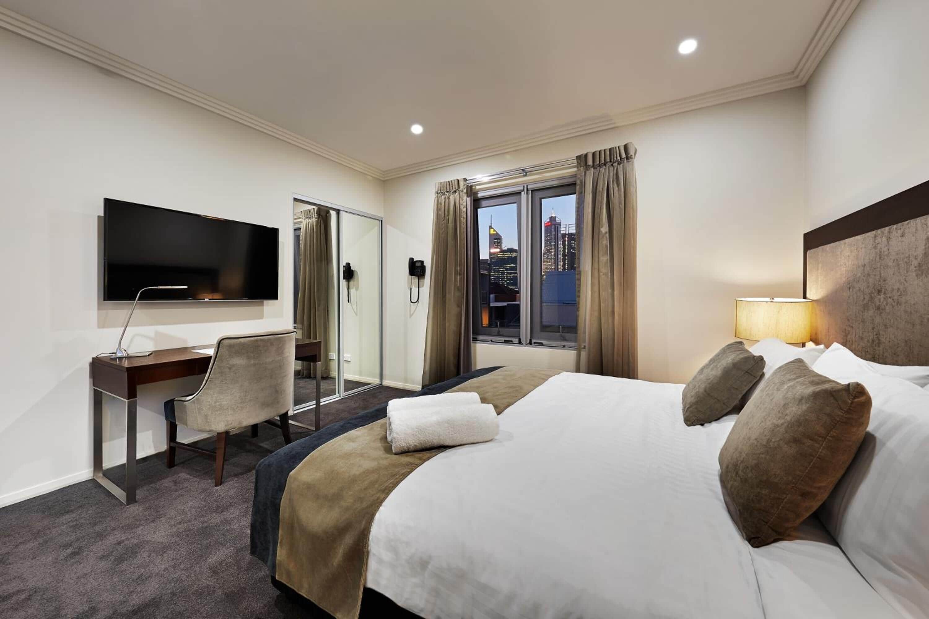 Premium bedding, in-room safe, desk, soundproofing