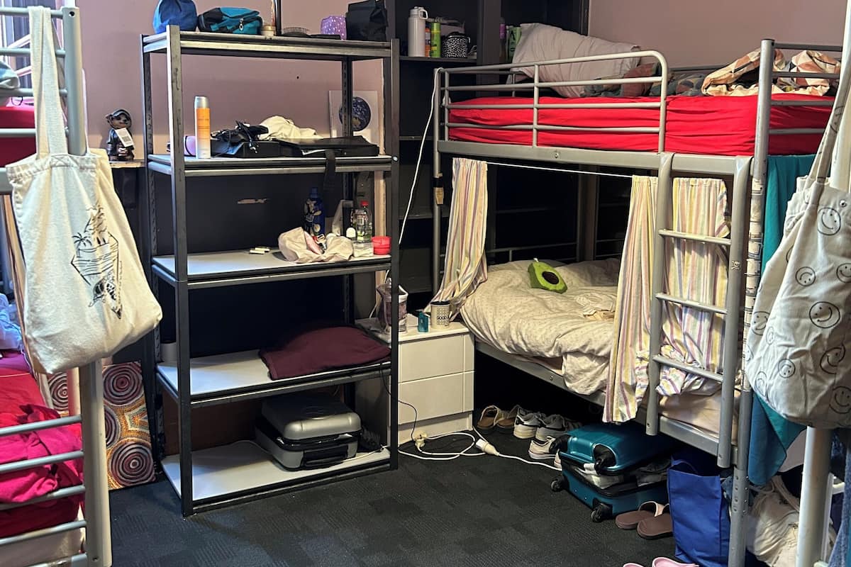 Shared Dormitory, Women only (6 Share) | Free WiFi, bed sheets