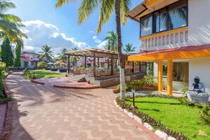 숙박 시설 입구