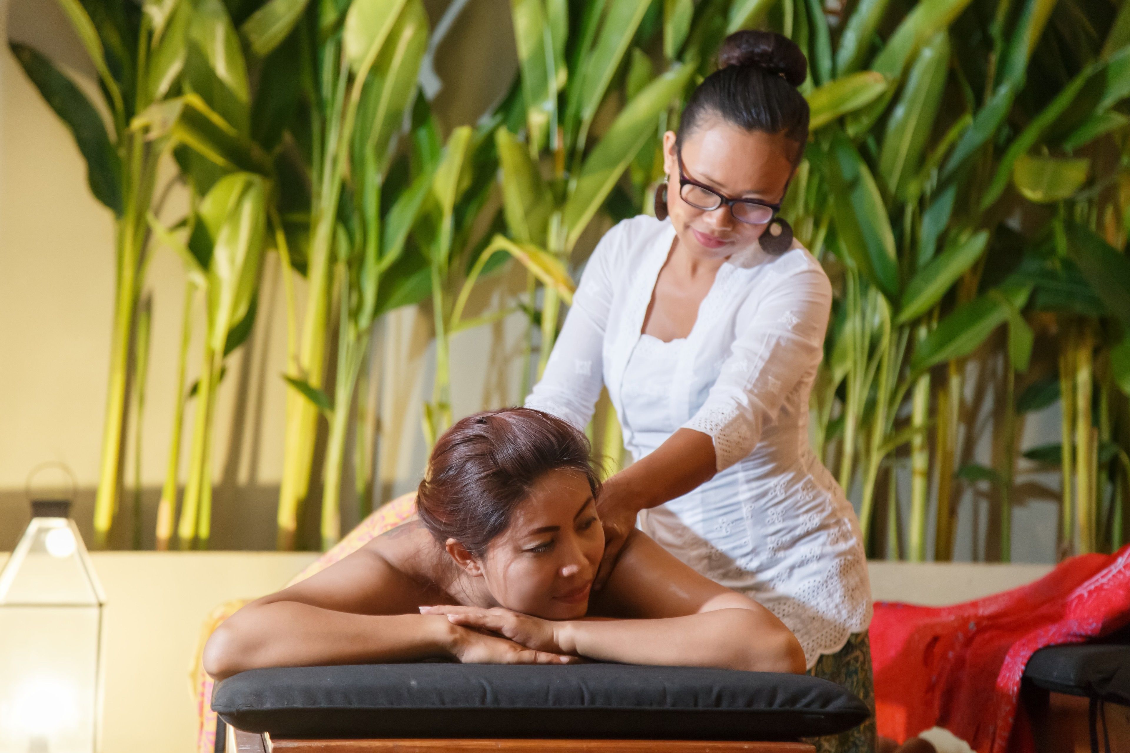 couples treatment room(s), body treatments, body scrubs, reflexology